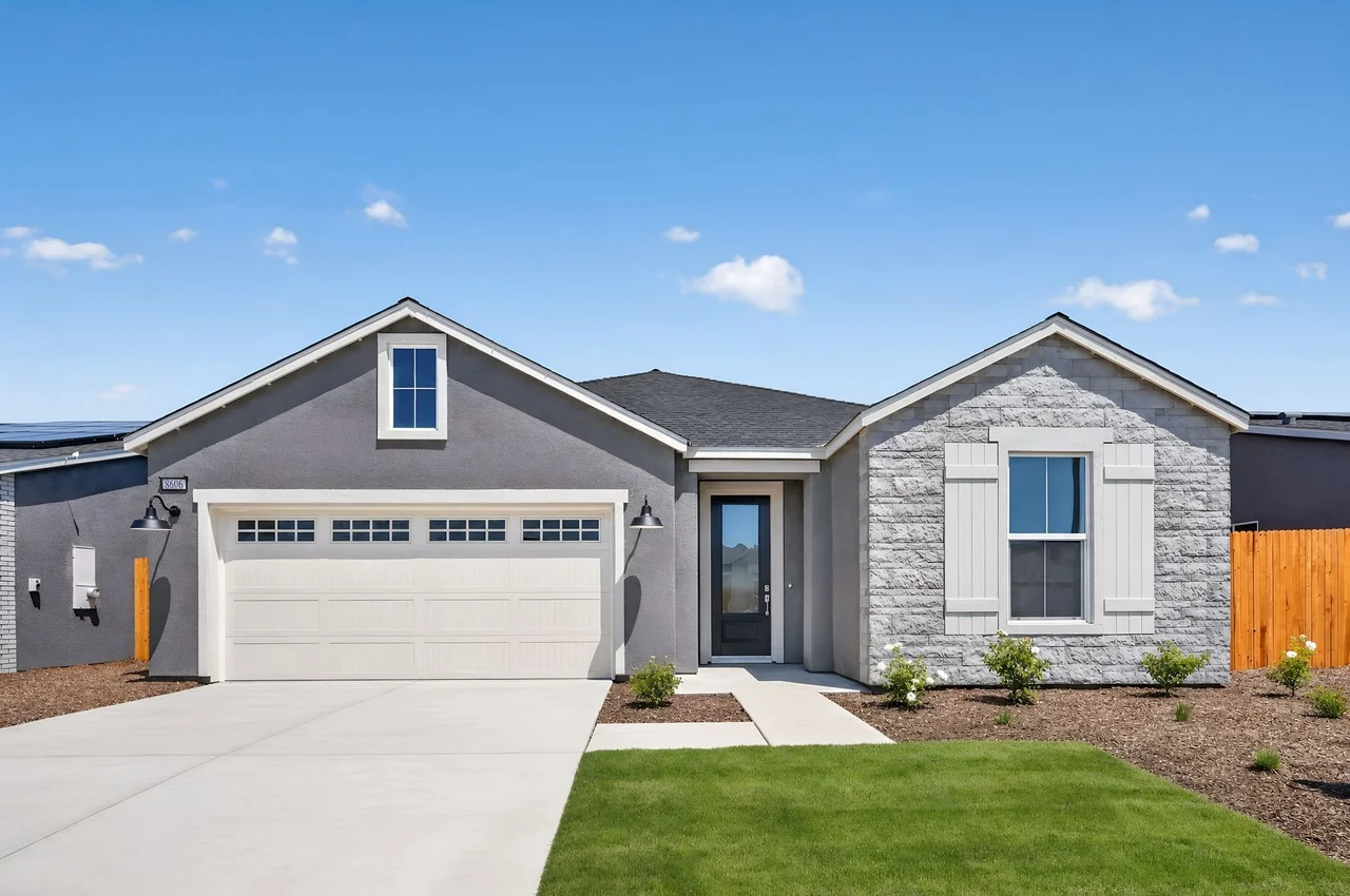HomeJab photographer delivering professional real estate media through a nationwide operational network