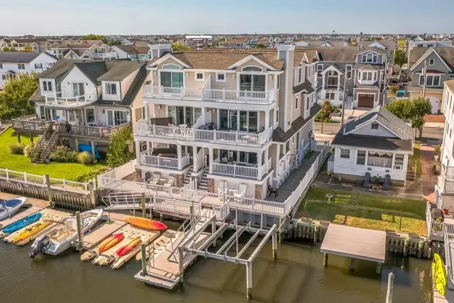 Fed Rate Cuts Are Imminent: List Your Home Before the Fall Market Surge