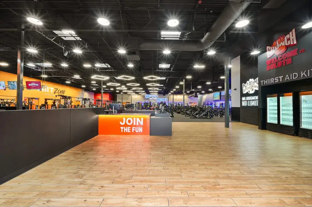 Crunch Fitness facility photography