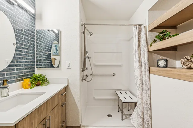 Senior living bathroom in Vallejo, CA